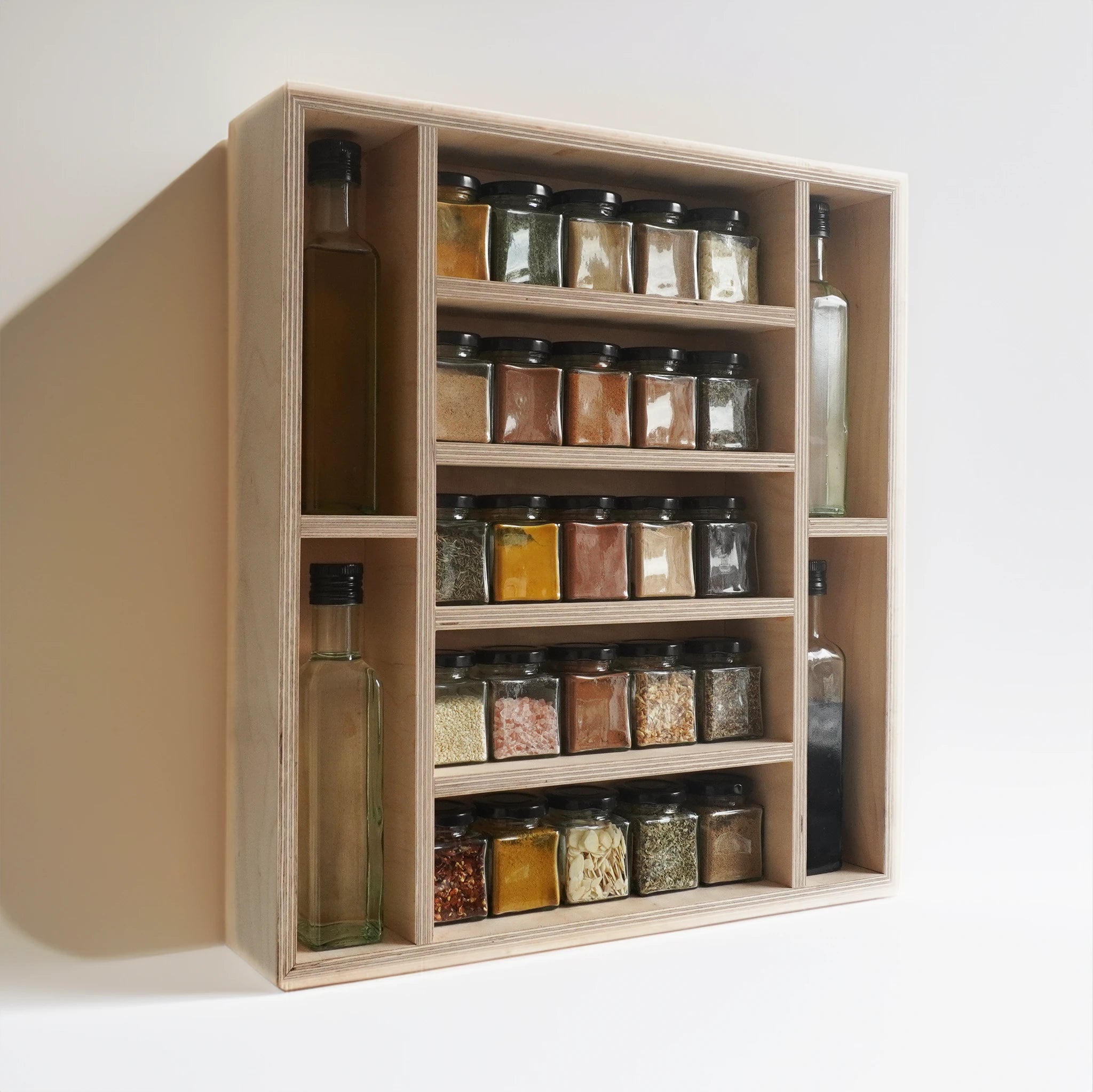 Natur Gewürzregal (25 Gläser und 4 Ölflaschen)