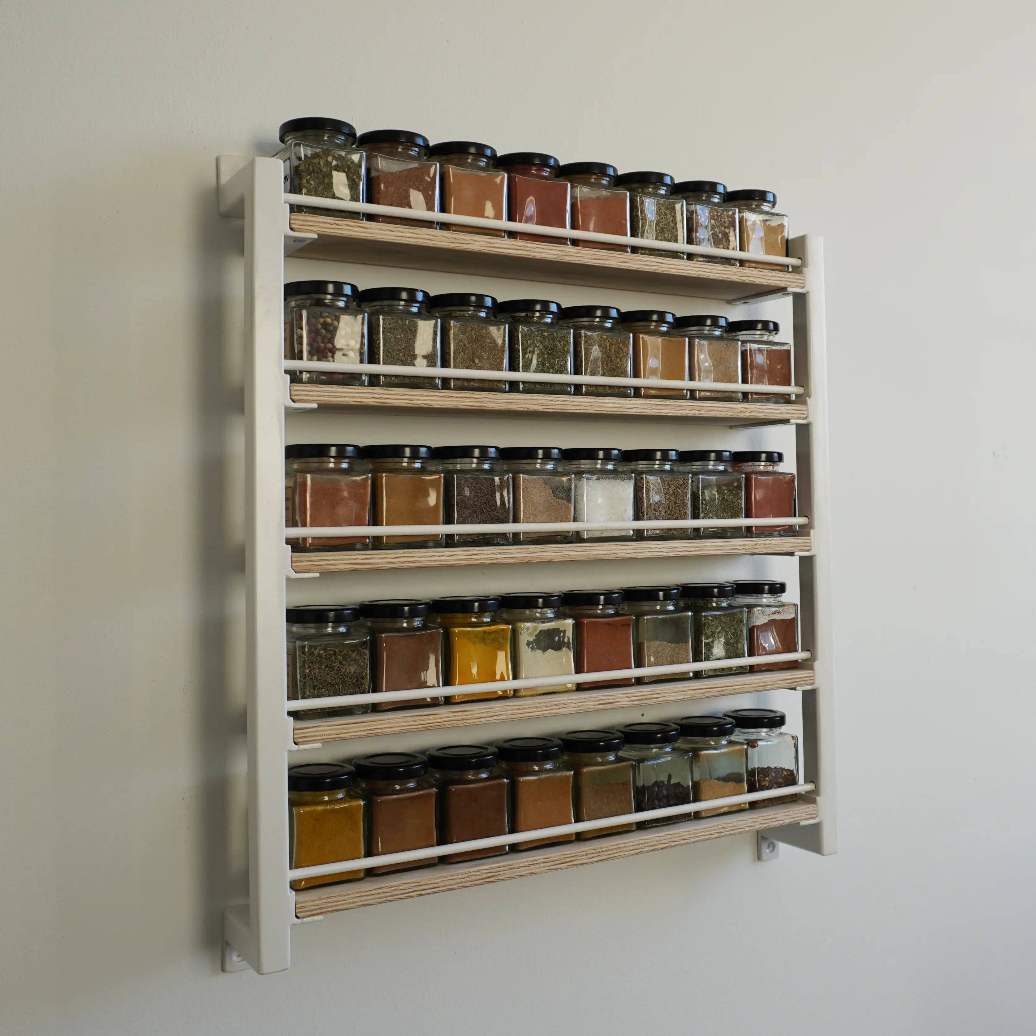 Stahl- und Holz-Gewürzregal (Weiß - 40 Gläser)