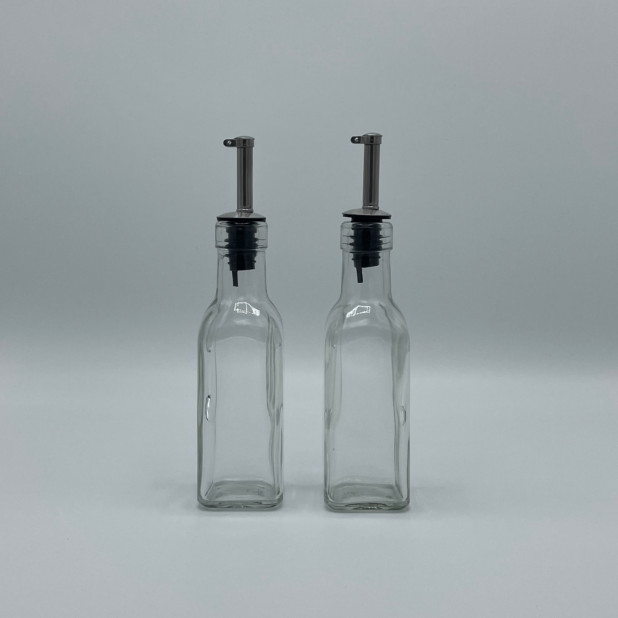 Ölflaschen mit Ausgießer (2 Stück)