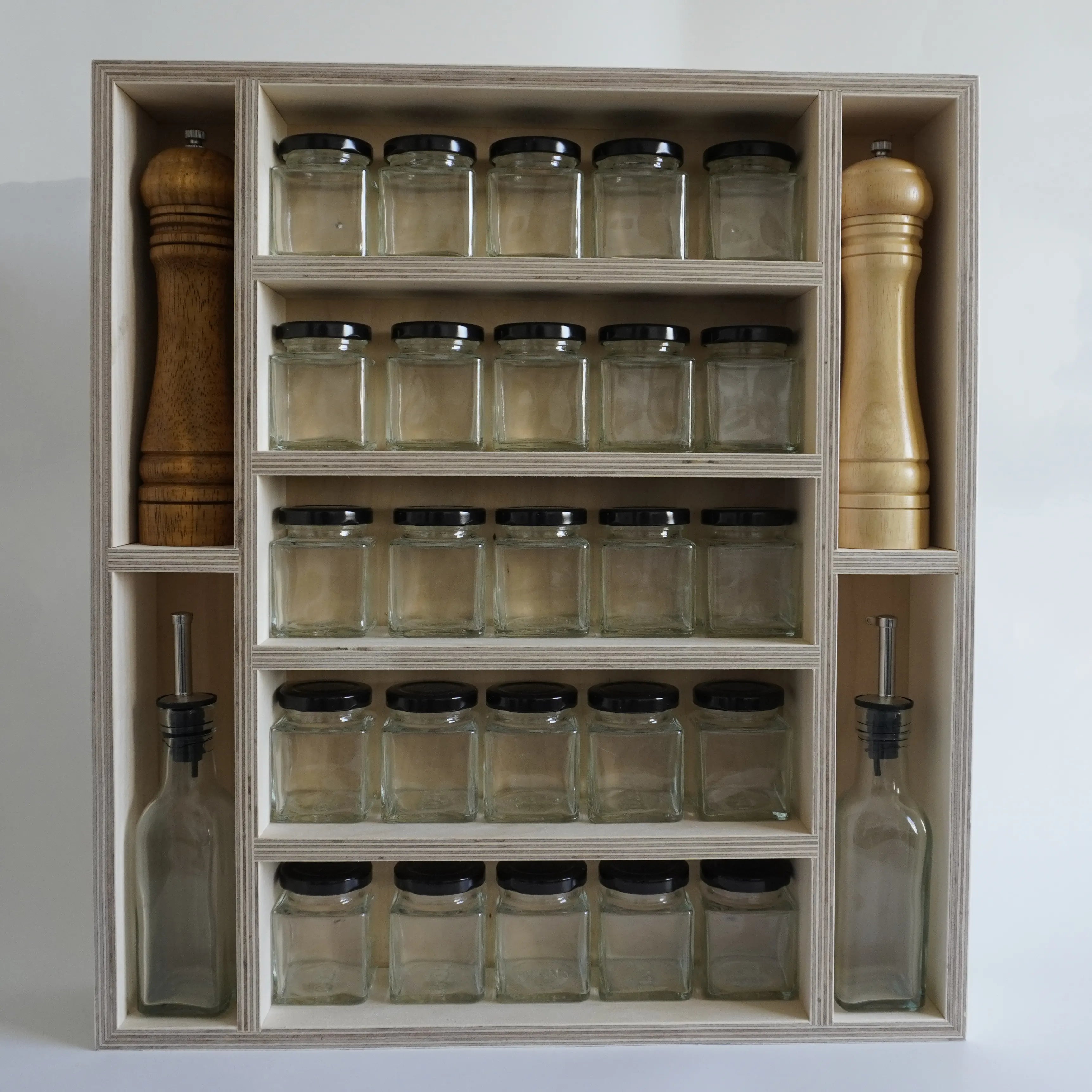 Natur Gewürzregal (25 Gläser und Salz- & Pfefferset)